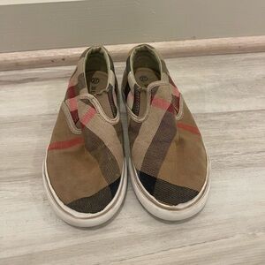 Burberry shoes for Kids Size 27